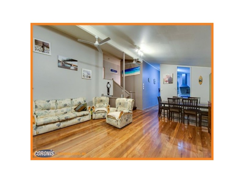 67 Hutton Road, Ferny Hills QLD 4055