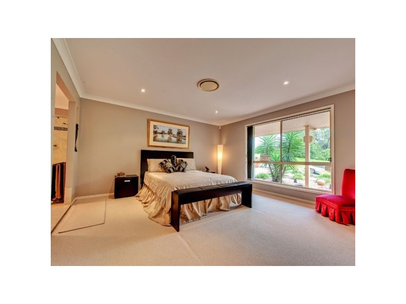 5 Ironbark Court, Wongawallan QLD 4210