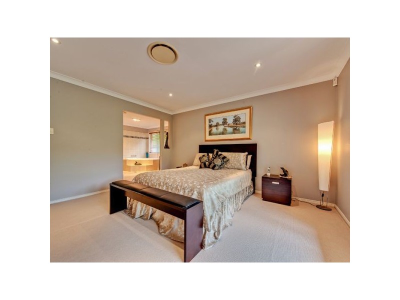 5 Ironbark Court, Wongawallan QLD 4210