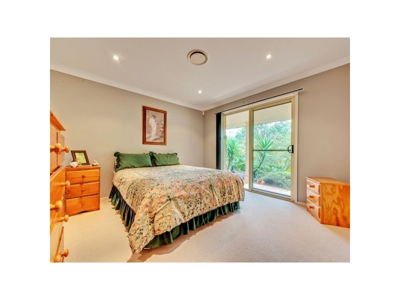 5 Ironbark Court, Wongawallan QLD 4210