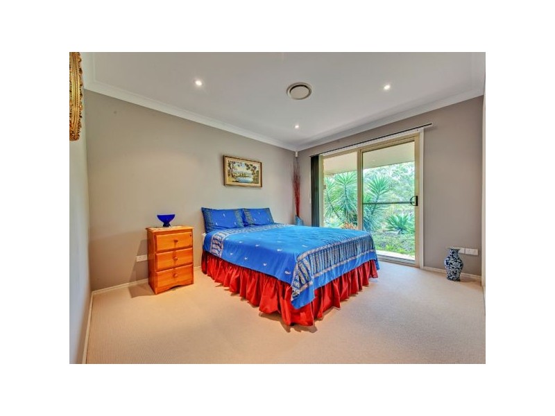 5 Ironbark Court, Wongawallan QLD 4210