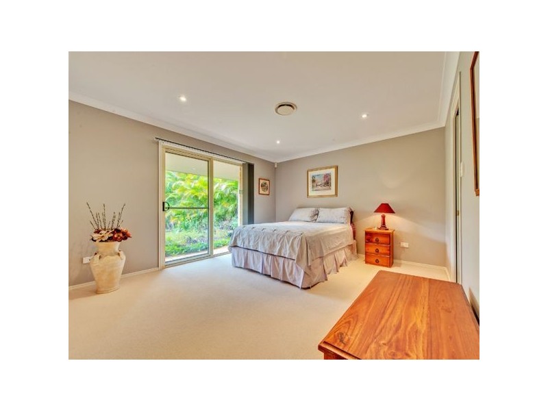 5 Ironbark Court, Wongawallan QLD 4210