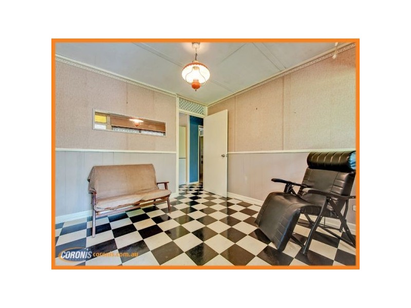 1 Barry Drive, Redbank Plains QLD 4301