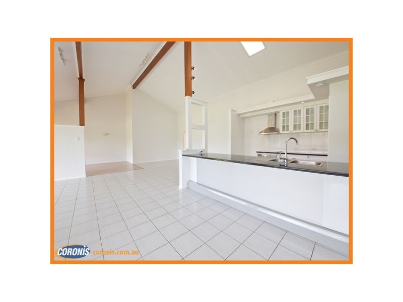 11 Rani Close, Mount Ommaney QLD 4074