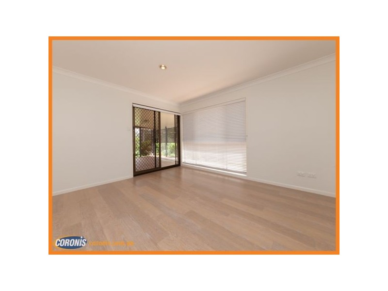 11 Rani Close, Mount Ommaney QLD 4074