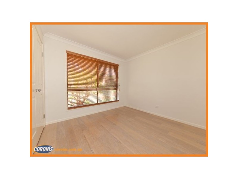 11 Rani Close, Mount Ommaney QLD 4074