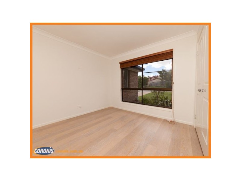 11 Rani Close, Mount Ommaney QLD 4074