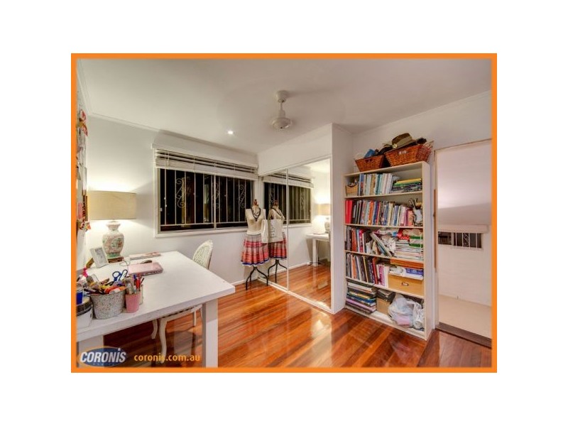 27 Conlo Crescent, Ferny Hills QLD 4055