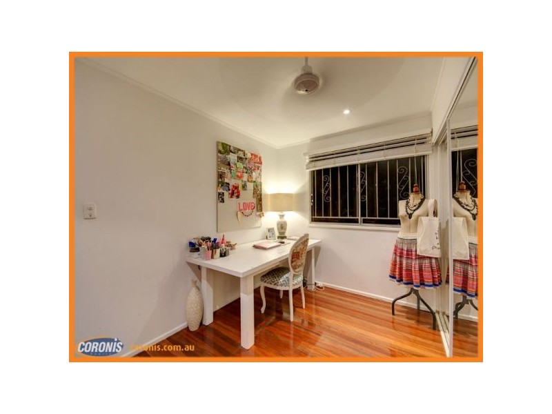 27 Conlo Crescent, Ferny Hills QLD 4055