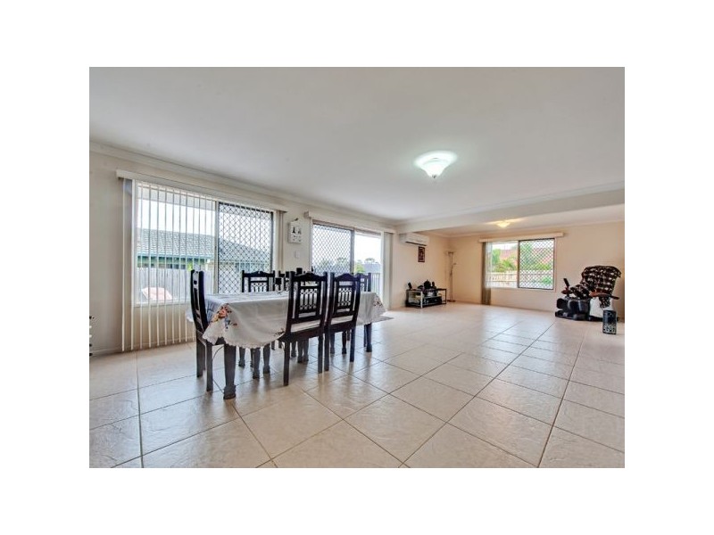 111 Herses Road, Eagleby QLD 4207