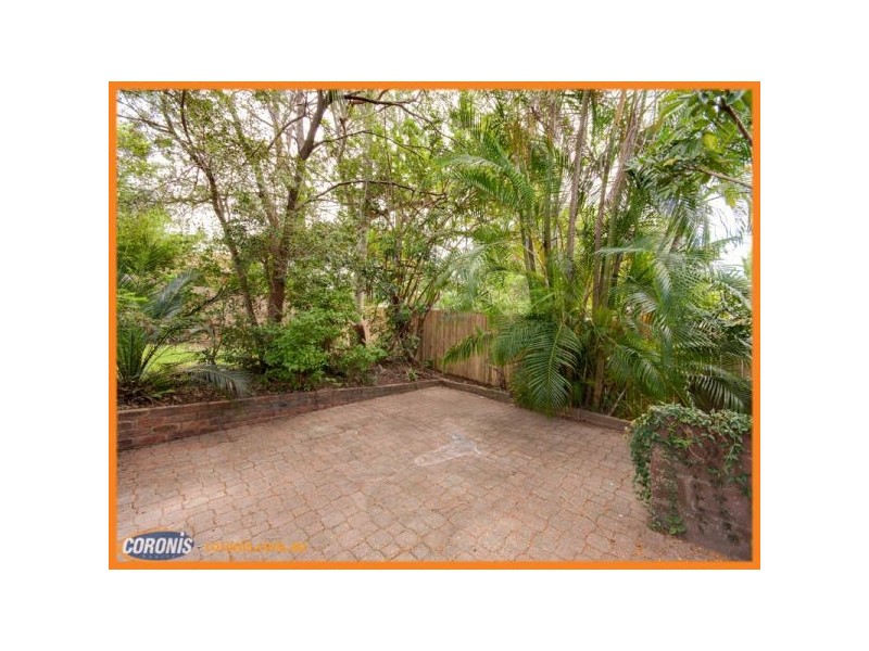 12 Rutherford Street, Stafford Heights QLD 4053