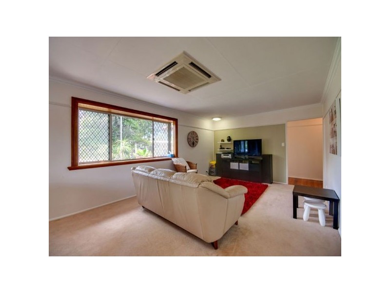 5 Valiant Crescent, Strathpine QLD 4500