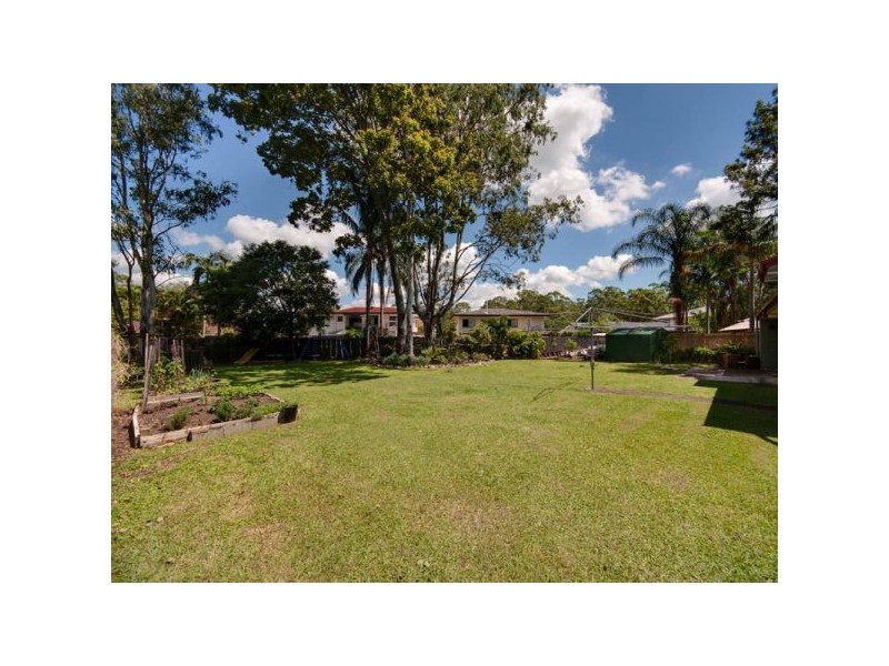 5 Valiant Crescent, Strathpine QLD 4500