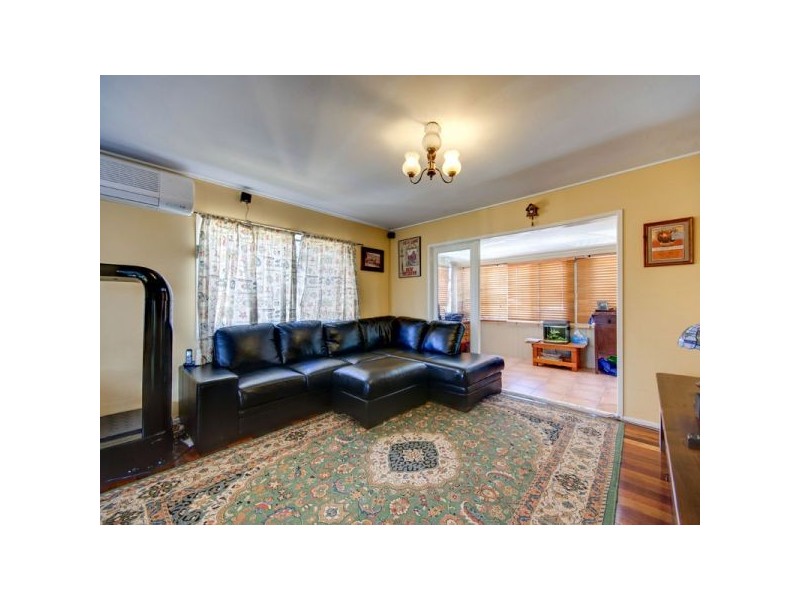 3 Levant Street, Albany Creek QLD 4035