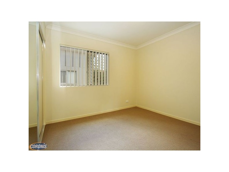 z12/2a White Street, Everton Park QLD 4053
