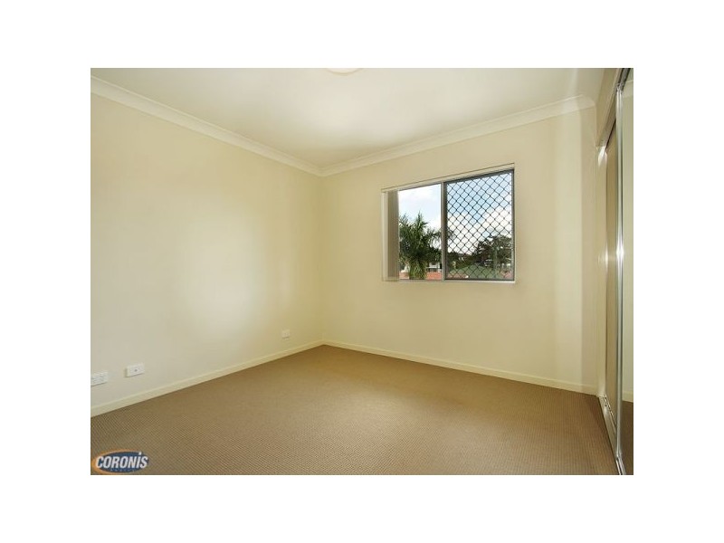 z12/2a White Street, Everton Park QLD 4053