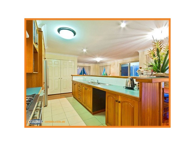 20 Pandanus Court, Kallangur QLD 4503