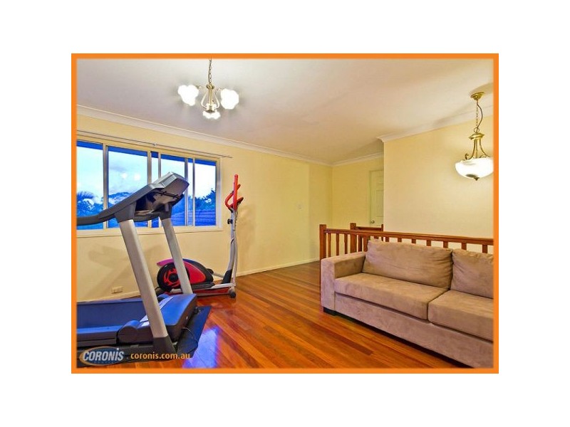 20 Pandanus Court, Kallangur QLD 4503