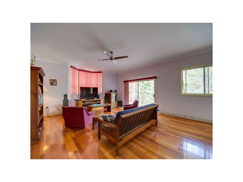 6 Gibson Court, Cashmere QLD 4500