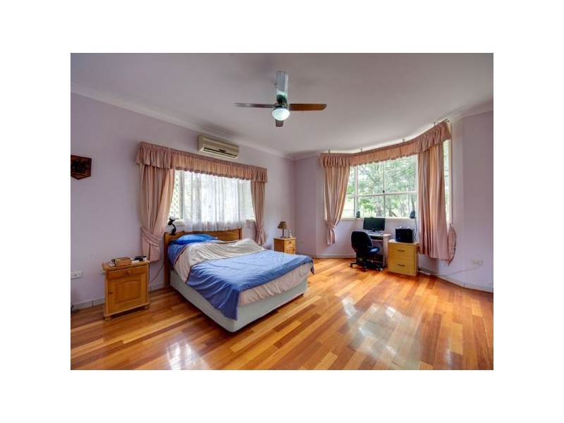 6 Gibson Court, Cashmere QLD 4500
