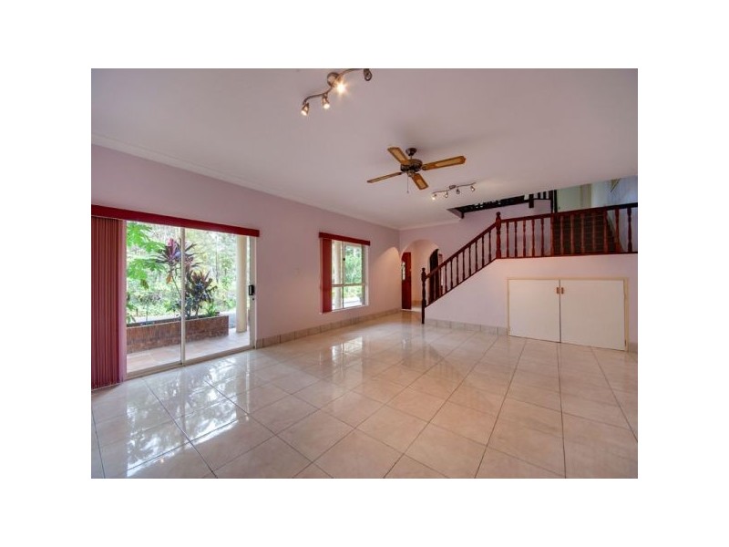 6 Gibson Court, Cashmere QLD 4500