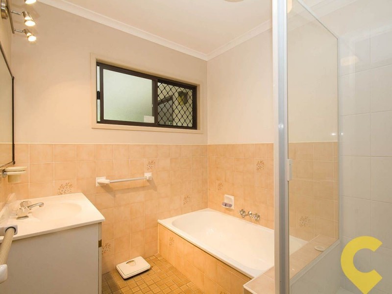 58 Barber Road, Ferny Hills QLD 4055