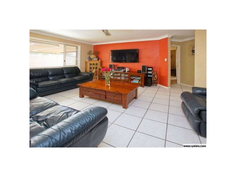 17 Bankswood, Camira QLD 4300