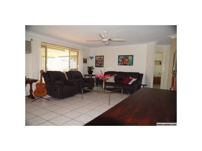 17 Bankswood, Camira QLD 4300