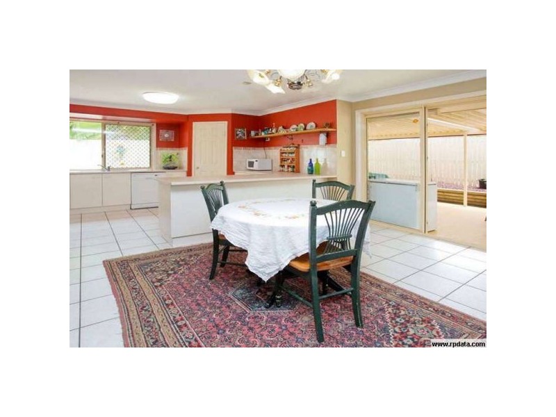 17 Bankswood, Camira QLD 4300
