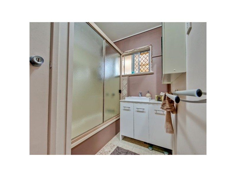 21 Allan Street, Goodna QLD 4300