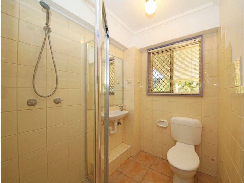 2 Poinciana Court, Kallangur QLD 4503