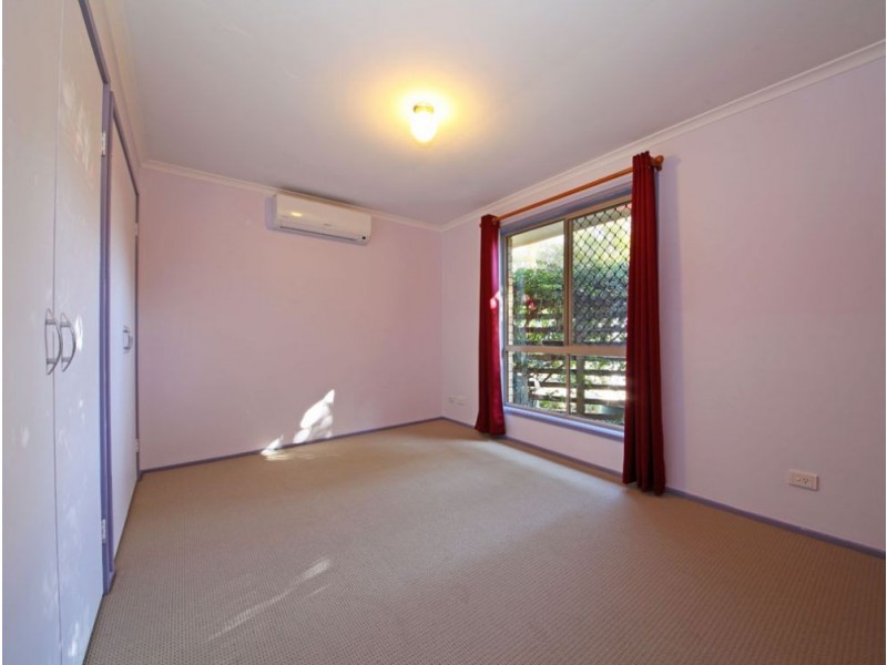 2 Poinciana Court, Kallangur QLD 4503