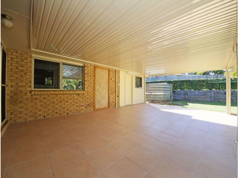 2 Poinciana Court, Kallangur QLD 4503