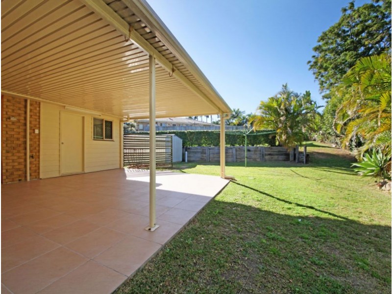 2 Poinciana Court, Kallangur QLD 4503