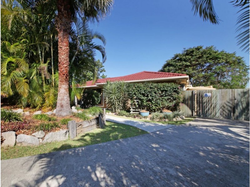 2 Poinciana Court, Kallangur QLD 4503