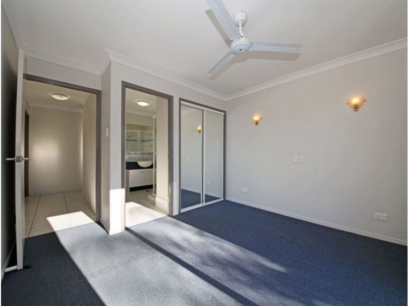 5 Leawarra Drive, Loganholme QLD 4129