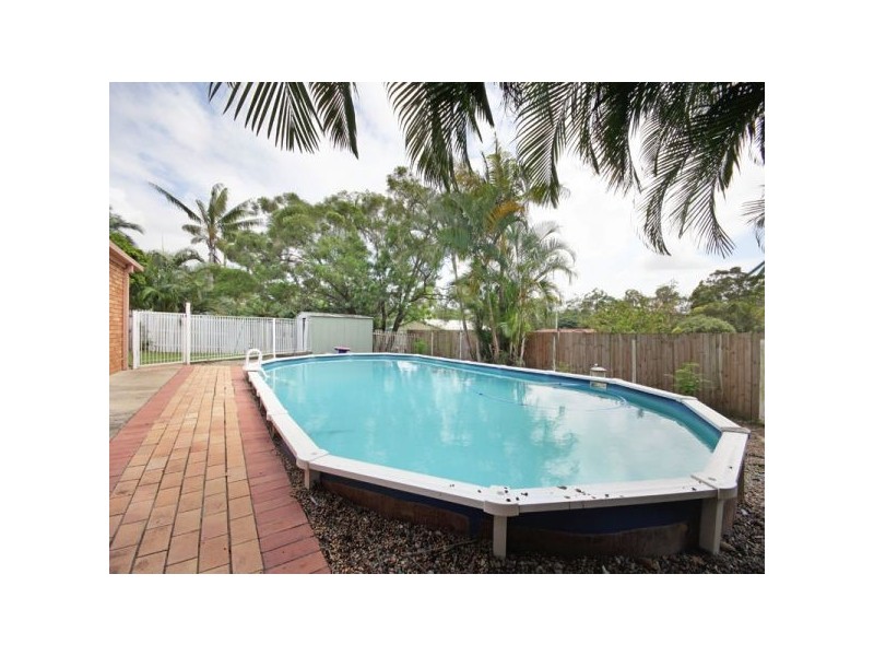 9 Poplar Place, Kallangur QLD 4503