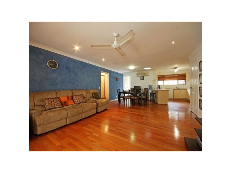 9 Poplar Place, Kallangur QLD 4503