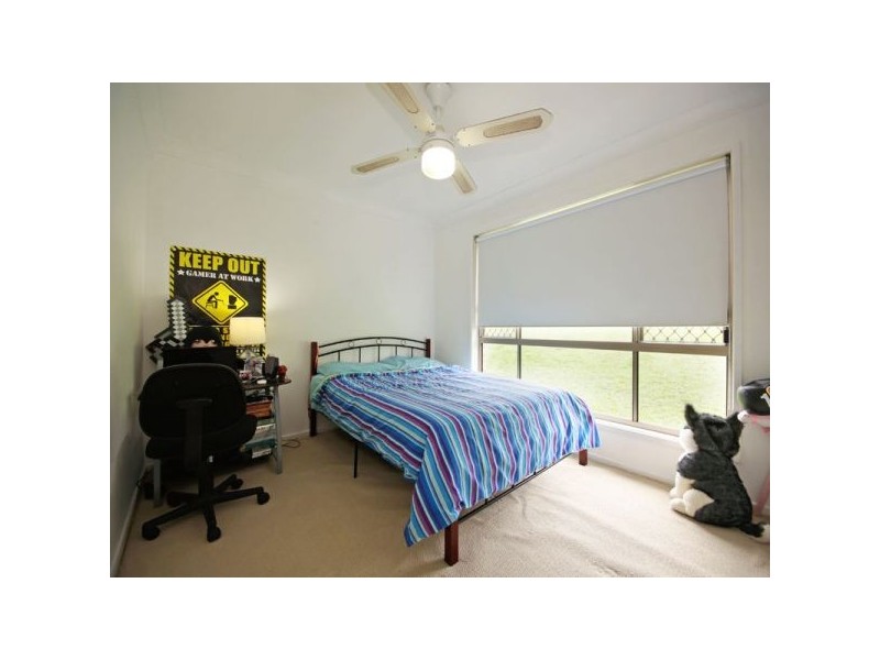 9 Poplar Place, Kallangur QLD 4503