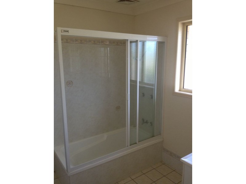 23 Candlebark Drive, Arana Hills QLD 4054