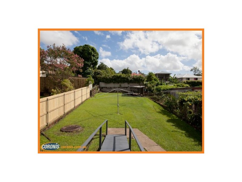 570 Vulture Street East, East Brisbane QLD 4169