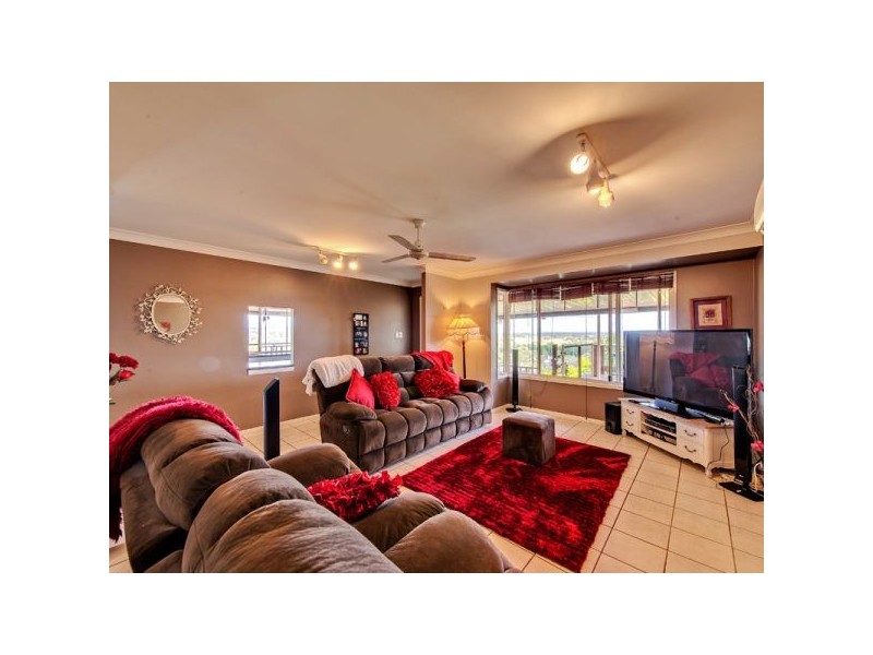 26 Sundar Crescent, Tanah Merah QLD 4128