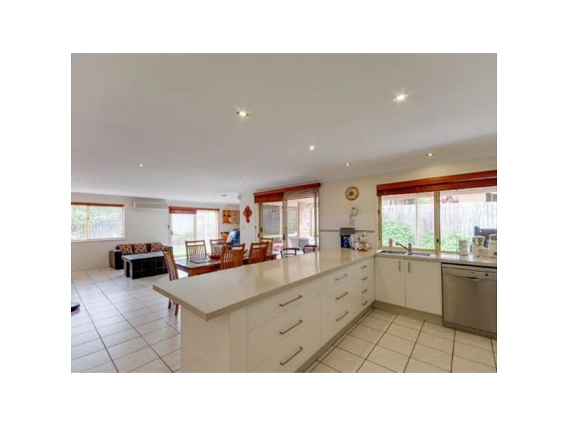 18 Brampton Place, Taigum QLD 4018