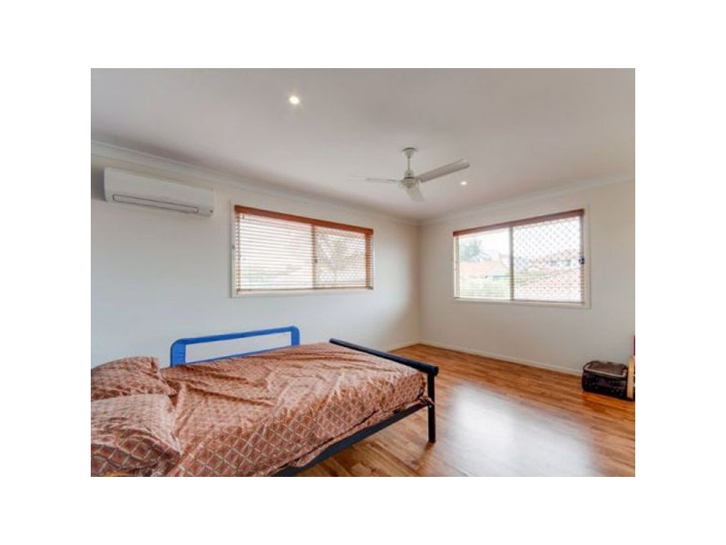 18 Brampton Place, Taigum QLD 4018