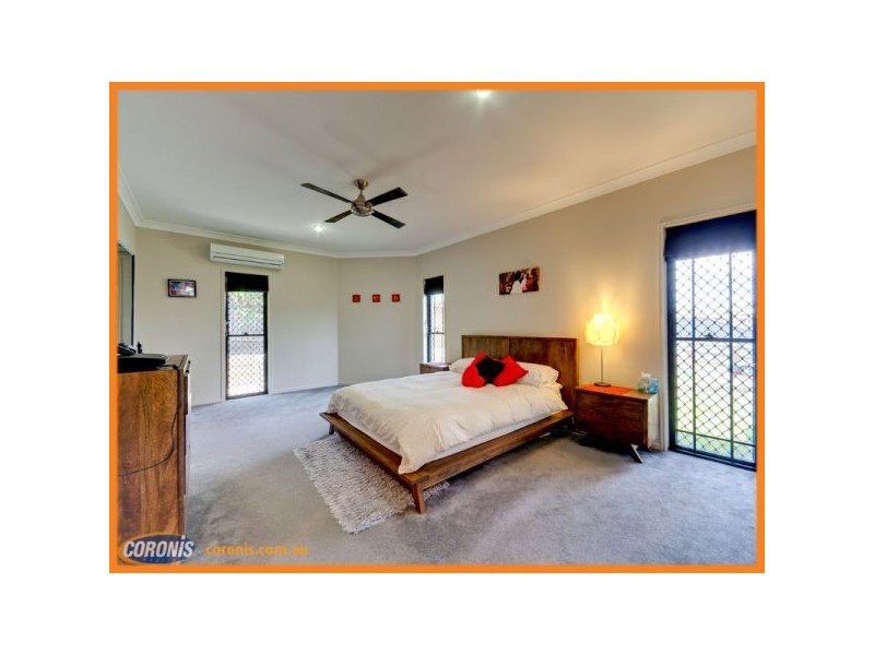 8 Katelyn Ct, Cashmere QLD 4500
