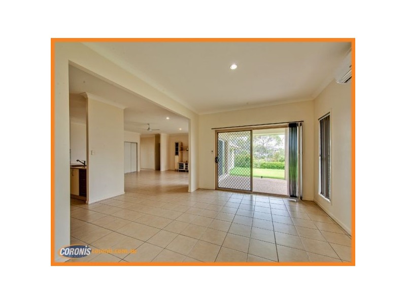 3 Waterhousia Cresent, Brookwater QLD 4300