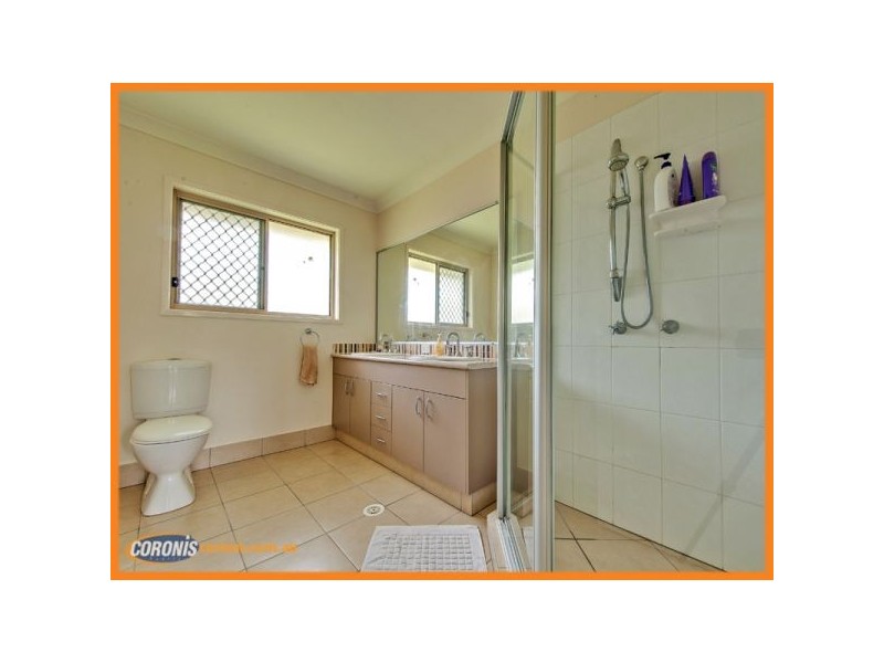 3 Waterhousia Cresent, Brookwater QLD 4300