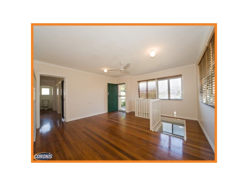 17 Quill Street, Stafford Heights QLD 4053