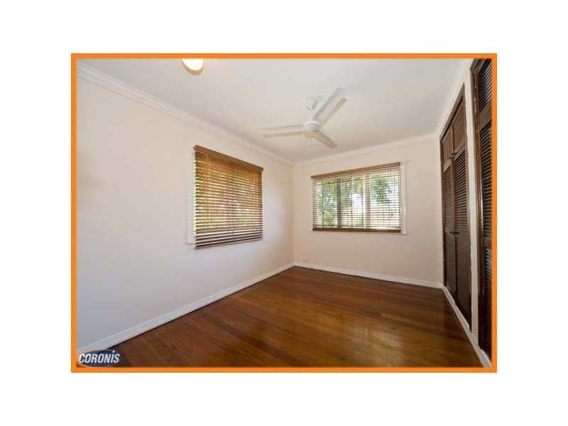 17 Quill Street, Stafford Heights QLD 4053