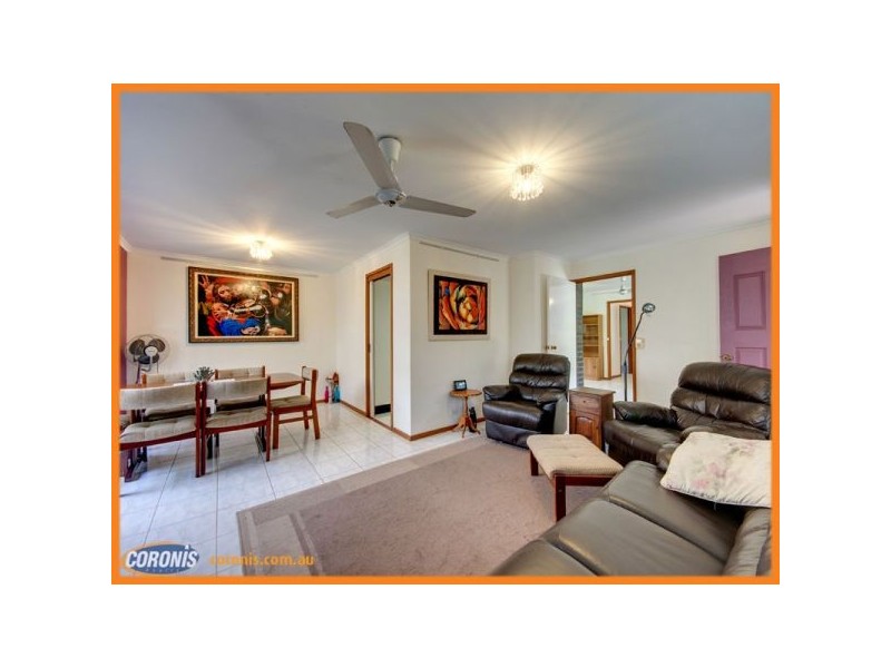 7 Pedder Court, Petrie QLD 4502